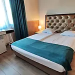 Makaza Complex Hotel
