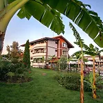Hotel Makaza Complex