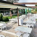 Makaza Complex