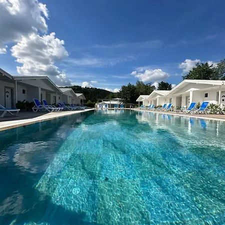 Makaza Complex * Momčilgrad