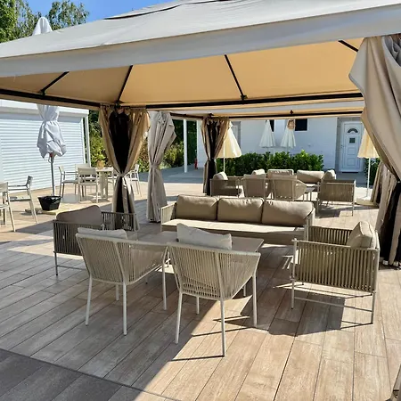 מלון Makaza Complex *