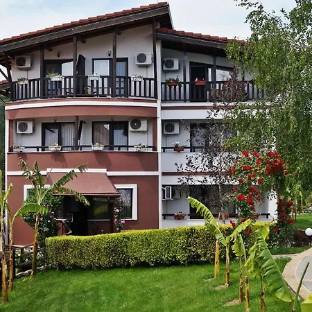 Makaza Complex Momčilgrad