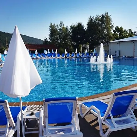 Makaza Complex * Momčilgrad