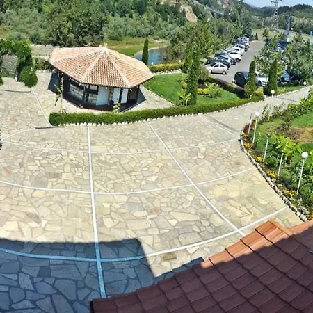 Makaza Complex Momčilgrad