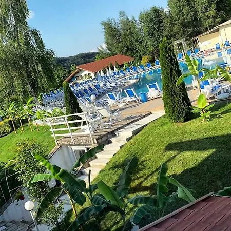 Отель Makaza Complex Момчилград
