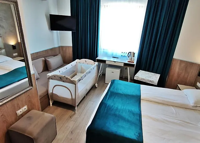 Makaza Complex Hotel *