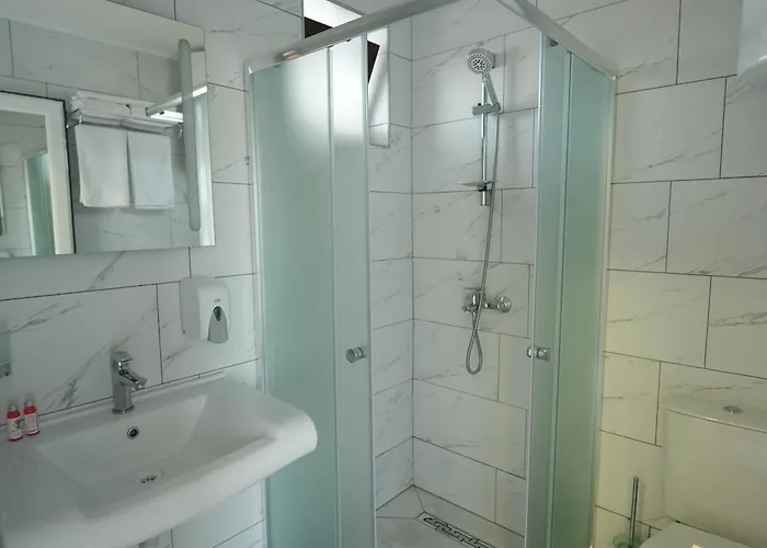 Makaza Complex מלון