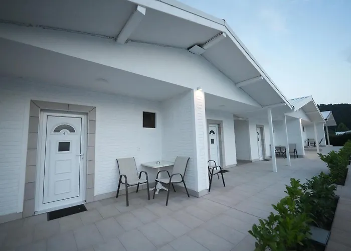 Makaza Complex Hotel *