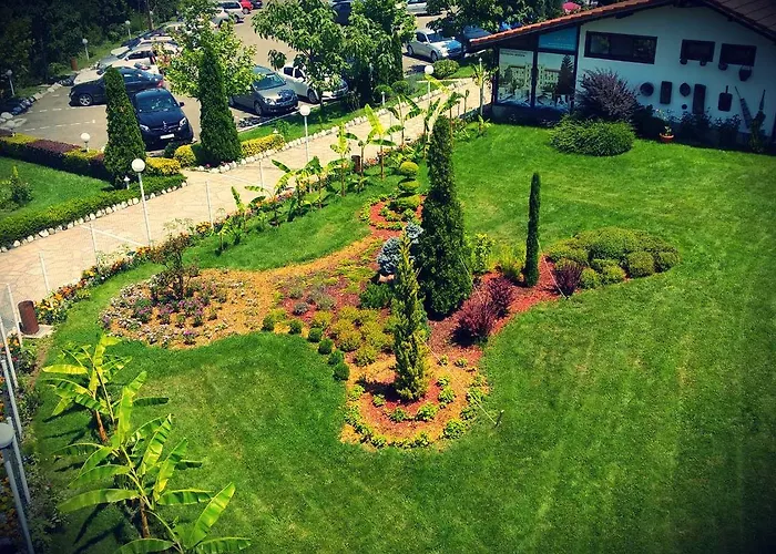 Makaza Complex מומצ'ילגראד