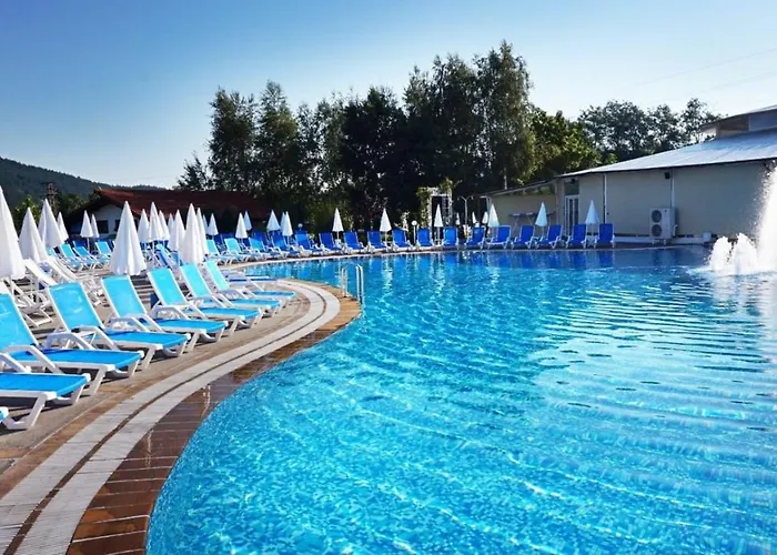 Makaza Complex Hotel